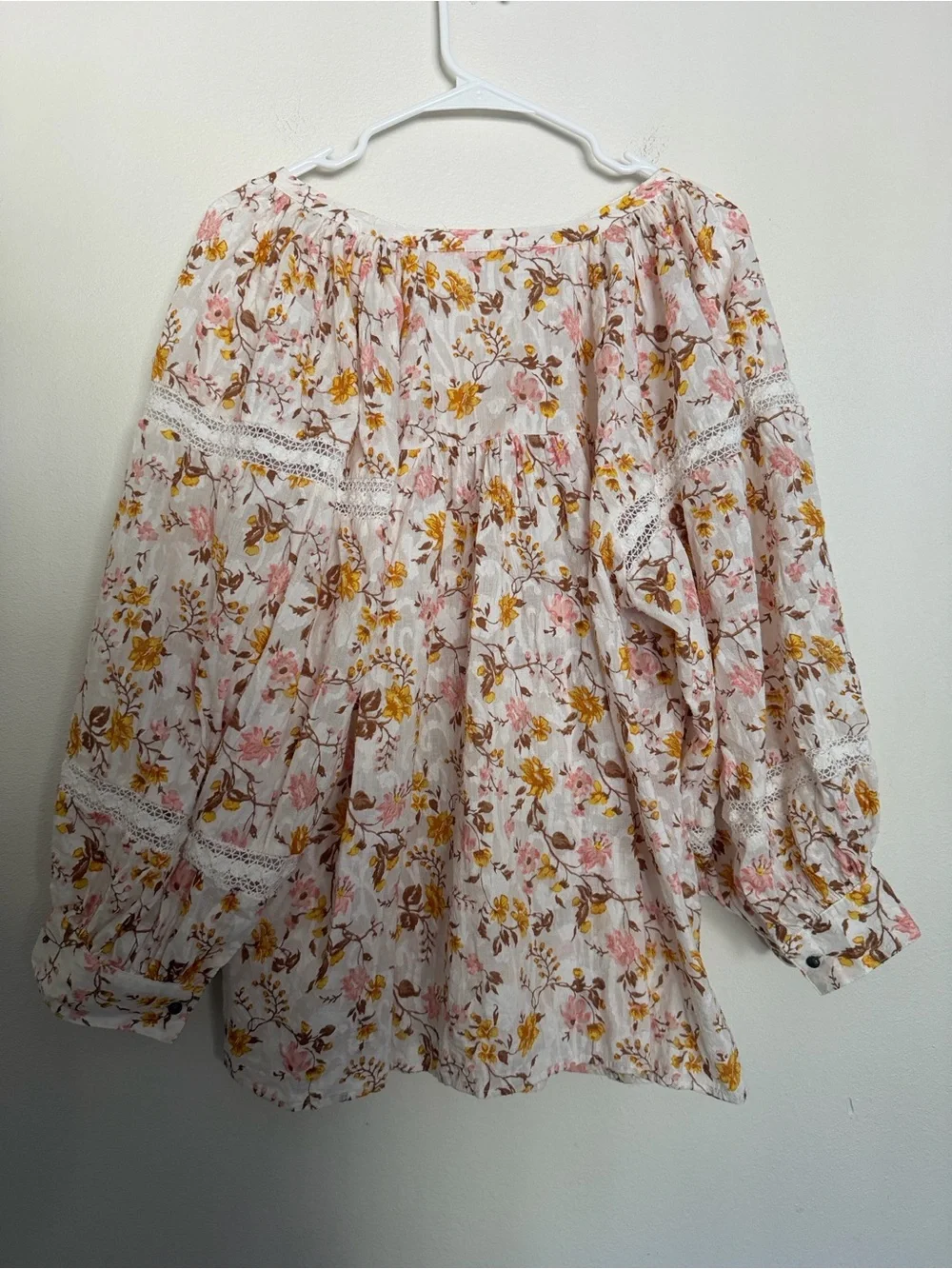 Anthropologie Lace-Trim Puff Sleeve Blouse - White with Pink & yellow Floral